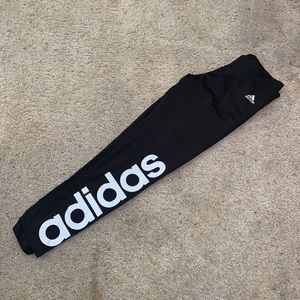 ADIDAS LEGGINGS!💫